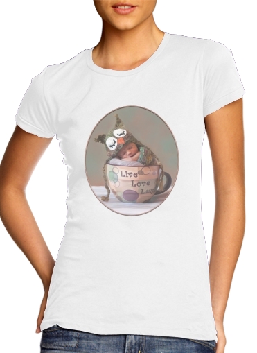 Painting Baby With Owl Cap in a Teacup für Damen T-Shirt