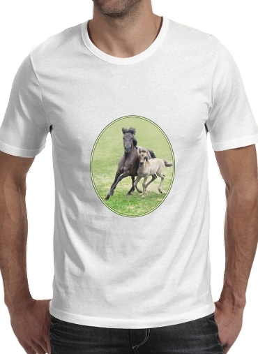 Dülmener Wildpferde, Stute mit Fohlen für Männer T-Shirt