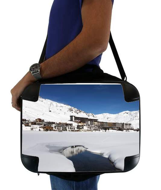 Llandscape and ski resort in french alpes tignes für Computertasche / Notebook / Tablet