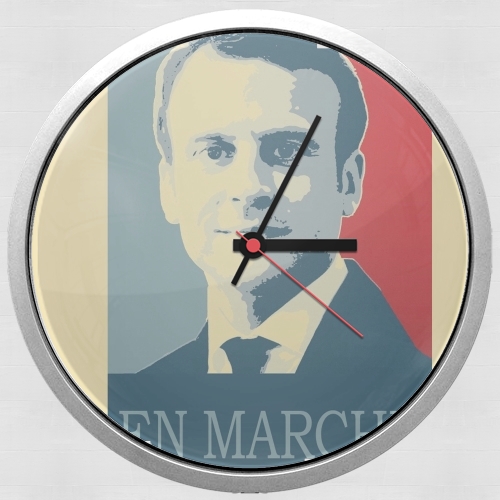 Macron Propaganda En marche la France für Wanduhr